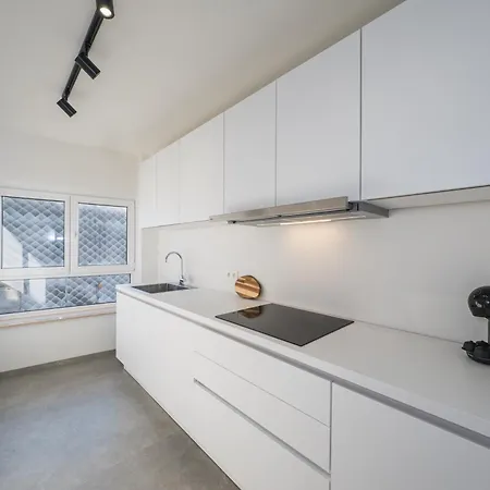 Bright Cosy Corner & Free Parking * Ostend