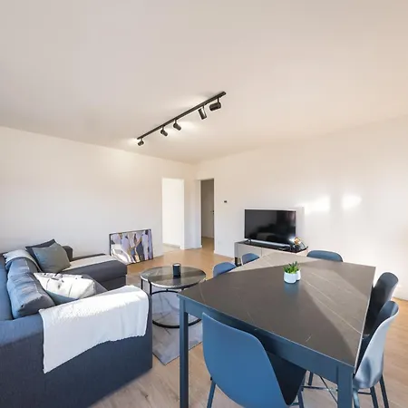 Bright Cosy Corner & Free Parking Ostende