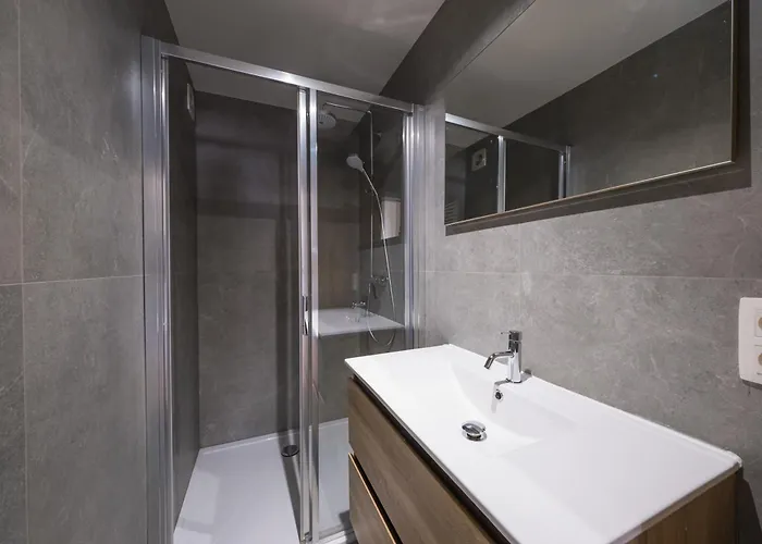 The Bright Cosy Corner 公寓